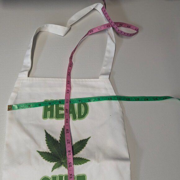 NWT "Head Chef" Apron White with Green Graphics and Silicone Candy/Ice Mold - Picture 8 of 13